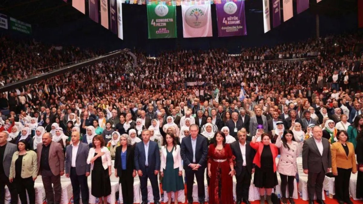 Çav li kongreya Partiya DEMê ye: Dê guhertineke mezin çêbibe