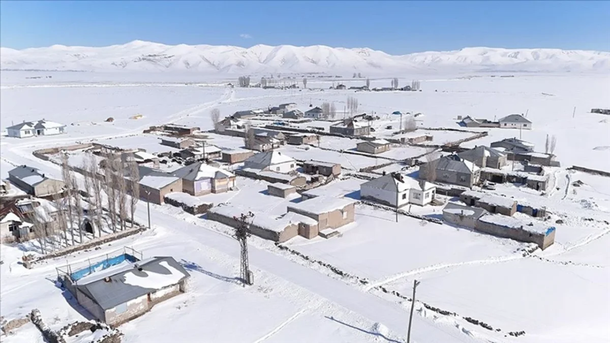 Li Ebexê pileya herî kêm a germê hat pîvandin