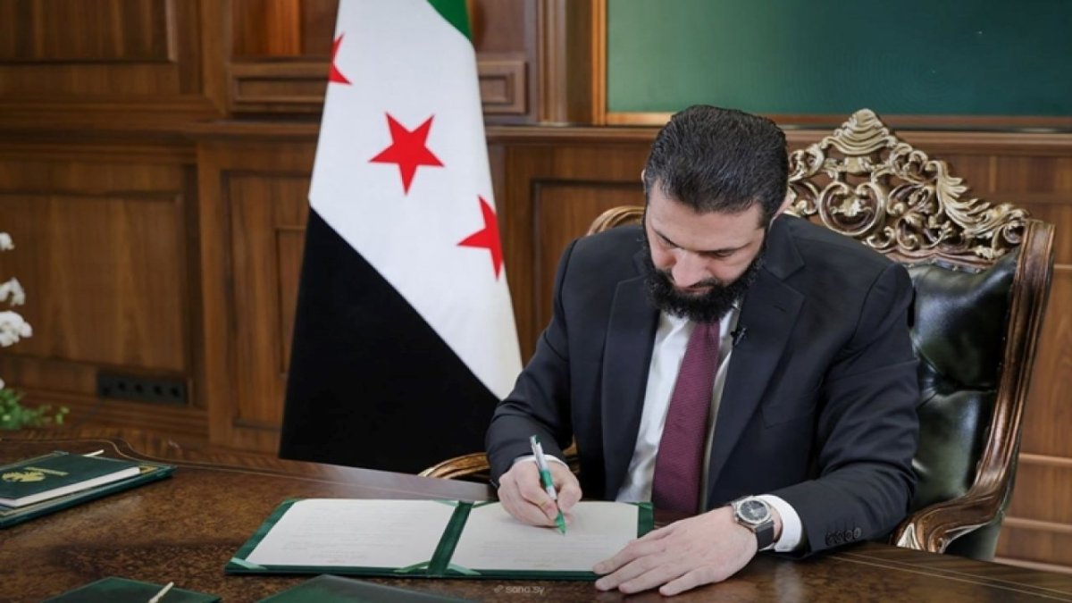 Ehmed Şer Biryarname Îmze Kir: Zimanê Kurdî Êdî Zimanekî Neteweyî ye